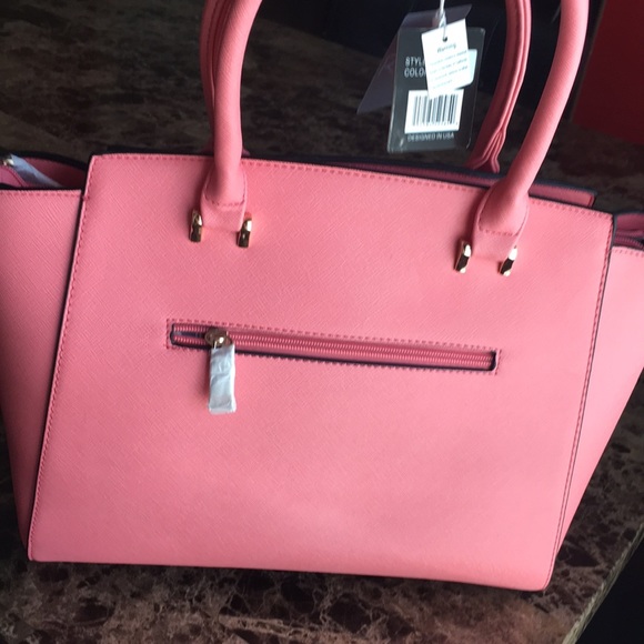 Pink hang bag - Picture 4 of 4